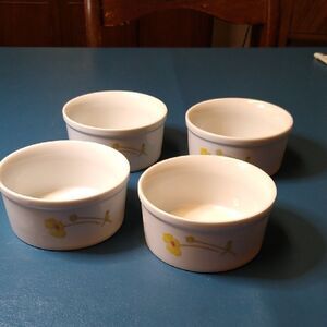 Mikasa Heather Porcelain Bakeware Bowls Cottagecore Grandmacore